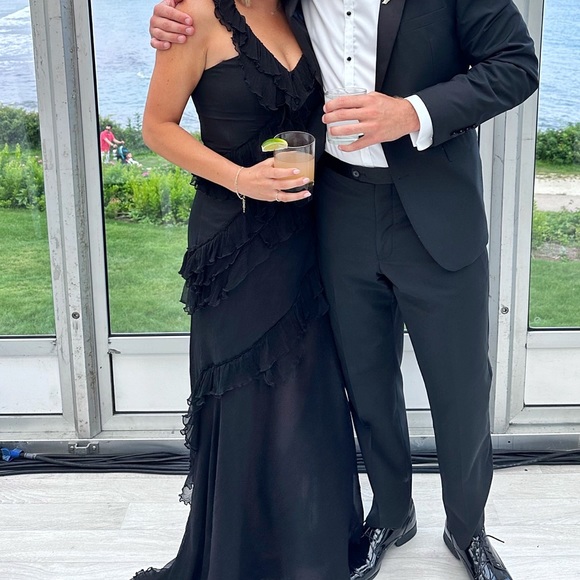 Harlow Dress in Black Amur